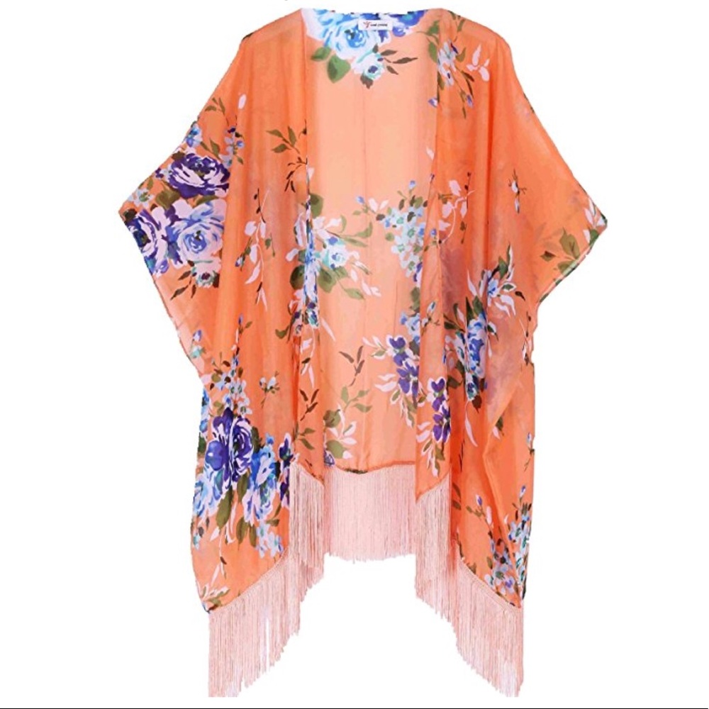 Beautiful floral kimono 🌺